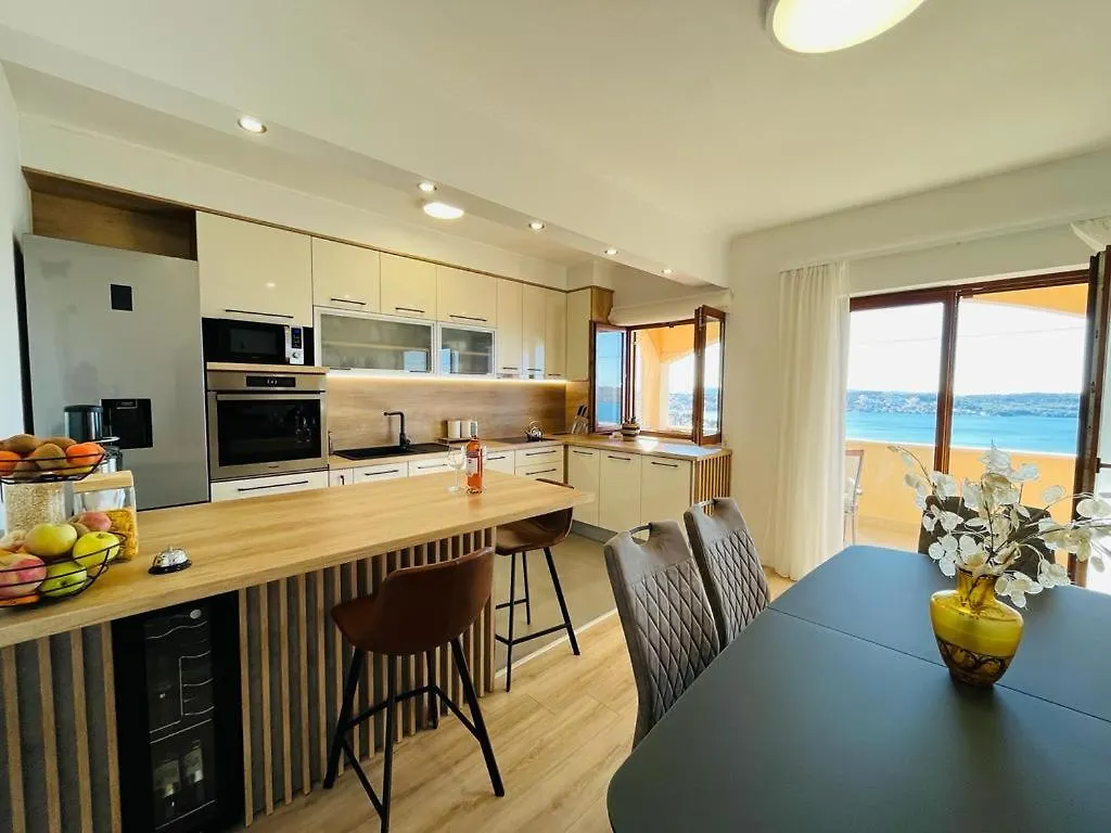 Apartment Ivana Traù Croazia